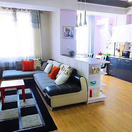 Bishkek Flatlux Apartments Dış mekan fotoğraf