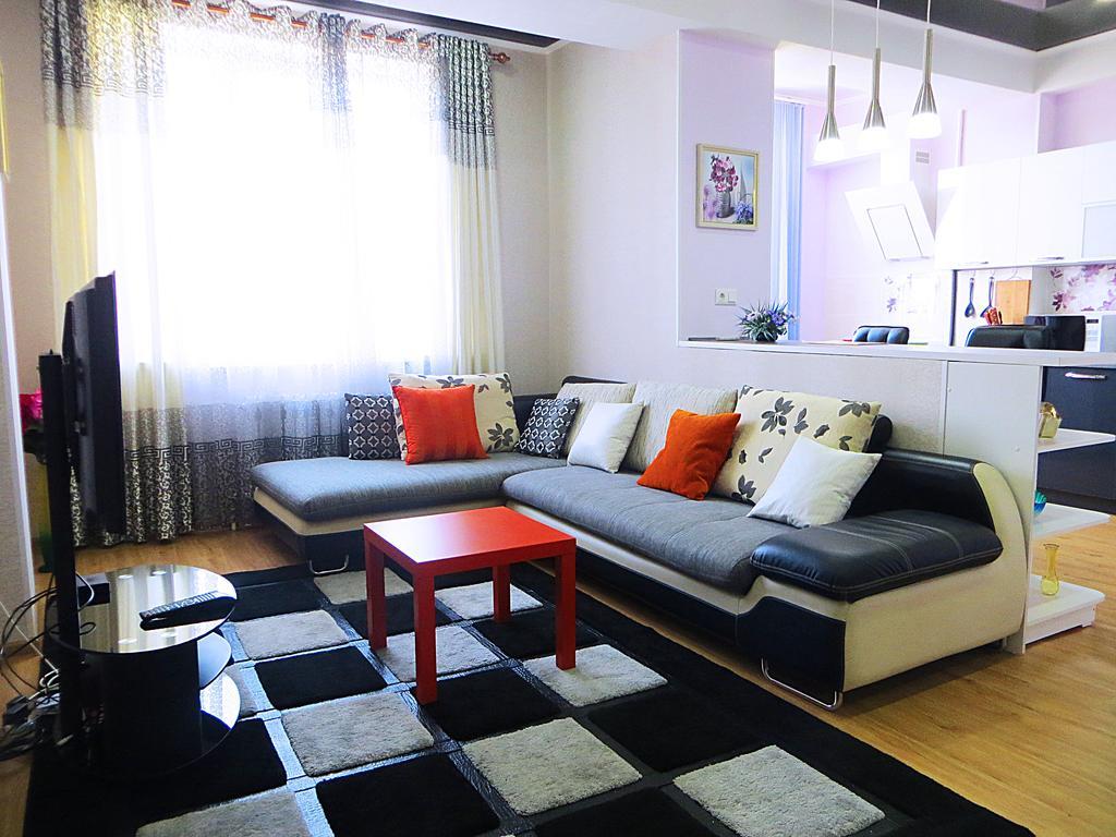 Bishkek Flatlux Apartments Dış mekan fotoğraf